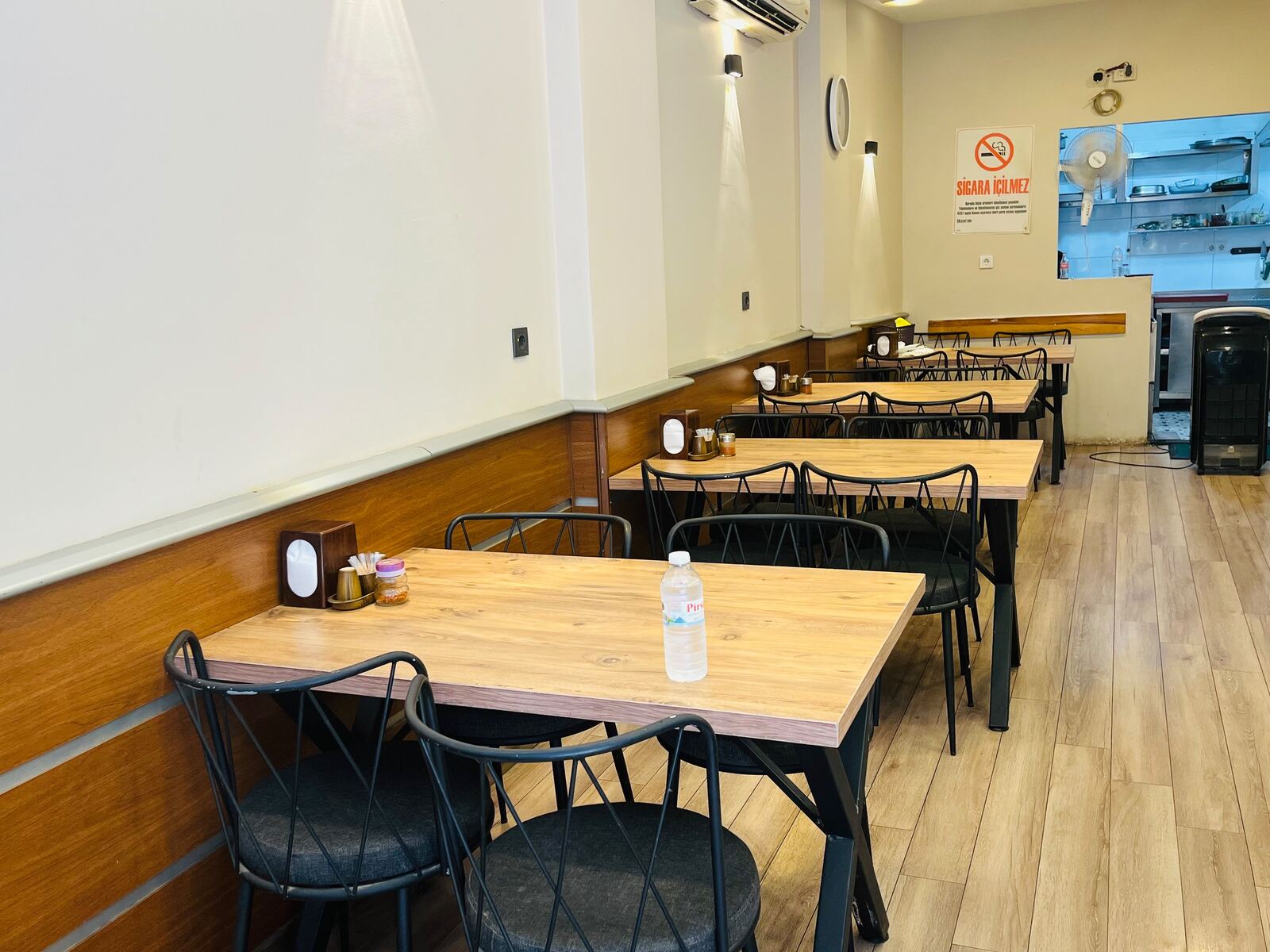 Resto35 salonu, Bornova